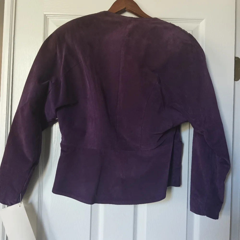 Jacket - Picture 3 of 4